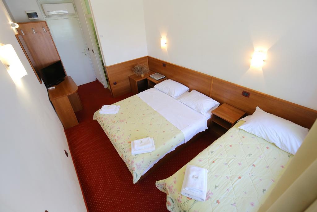 Hotel Luka Luka  المظهر الخارجي الصورة