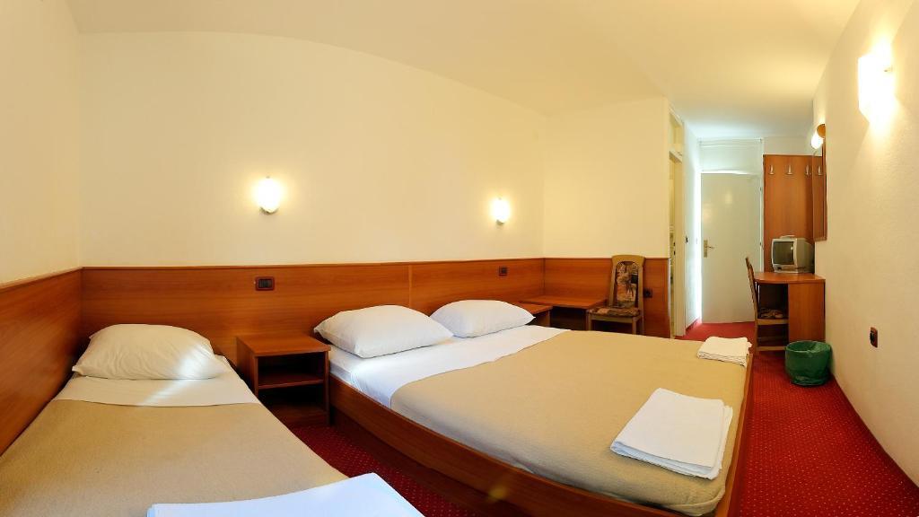 Hotel Luka Luka  المظهر الخارجي الصورة